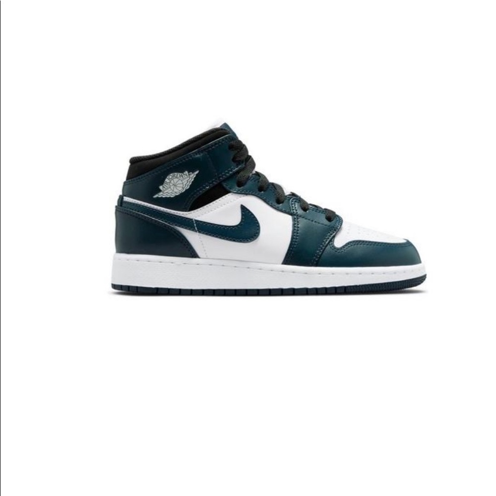 Air Jordan 1 mid